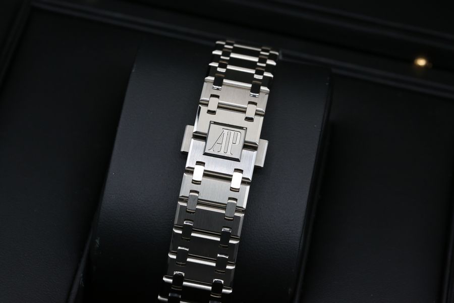 Audemars Piguet Royal Oak 15202ST.OO.0944ST.02